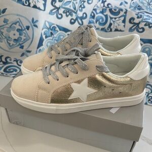 Gold and Cream Star Sneakers with Silver Laces